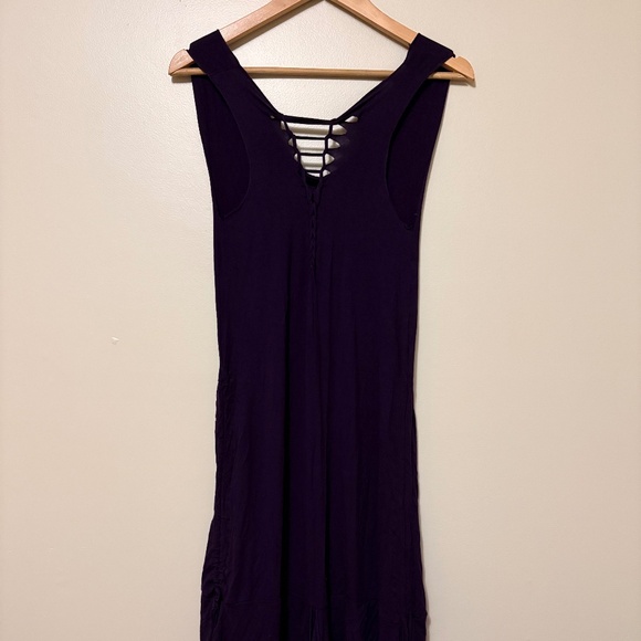 Dress - Picture 1 of 4